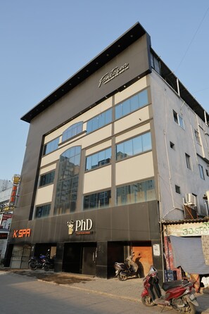 Fachada da propriedade