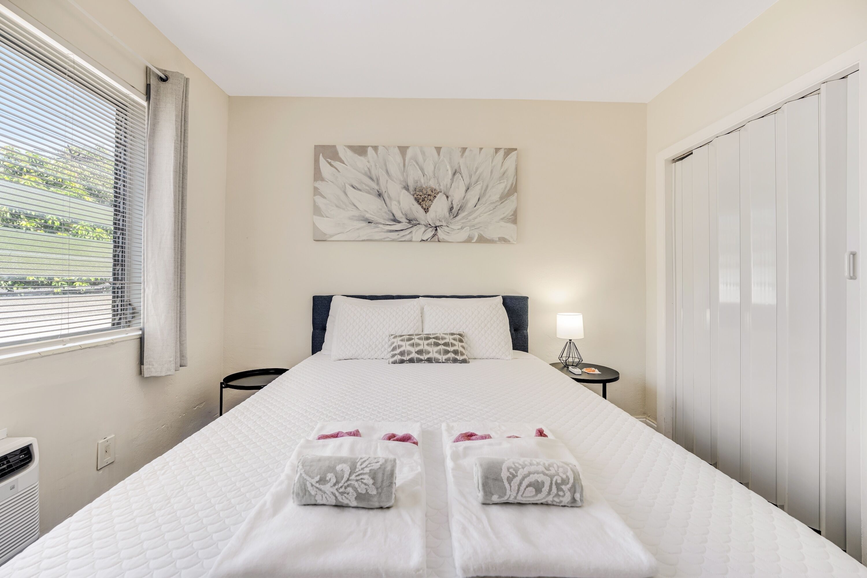 1 bedroom, iron/ironing board, free WiFi