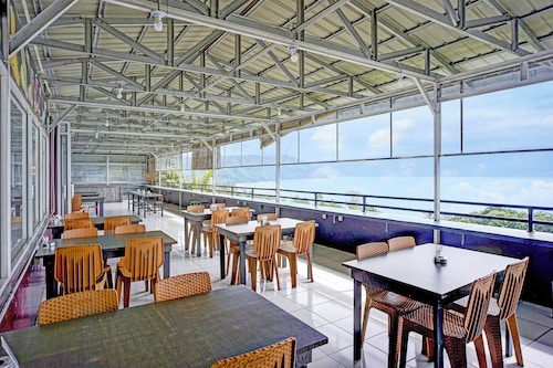 OYO 94772 Gapura Hotel