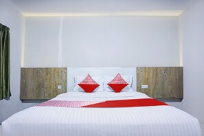 Kamar Double Standar | Wi-Fi gratis dan seprai linen