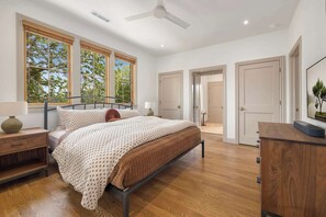 4 chambres, fer et planche à repasser, lit parapluie, Wi-Fi