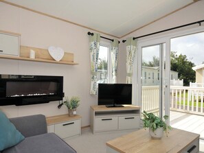 Living area - Eden Way 47 (Par)