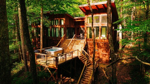 Scenic Cabin | Hot Tub | Sleeps 4 | Modern Comfort