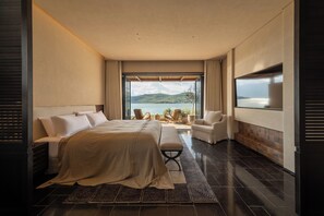 Phòng đôi Deluxe, quang cảnh biển | Minibar với thức uống miễn phí, két bảo mật tại phòng, bàn 