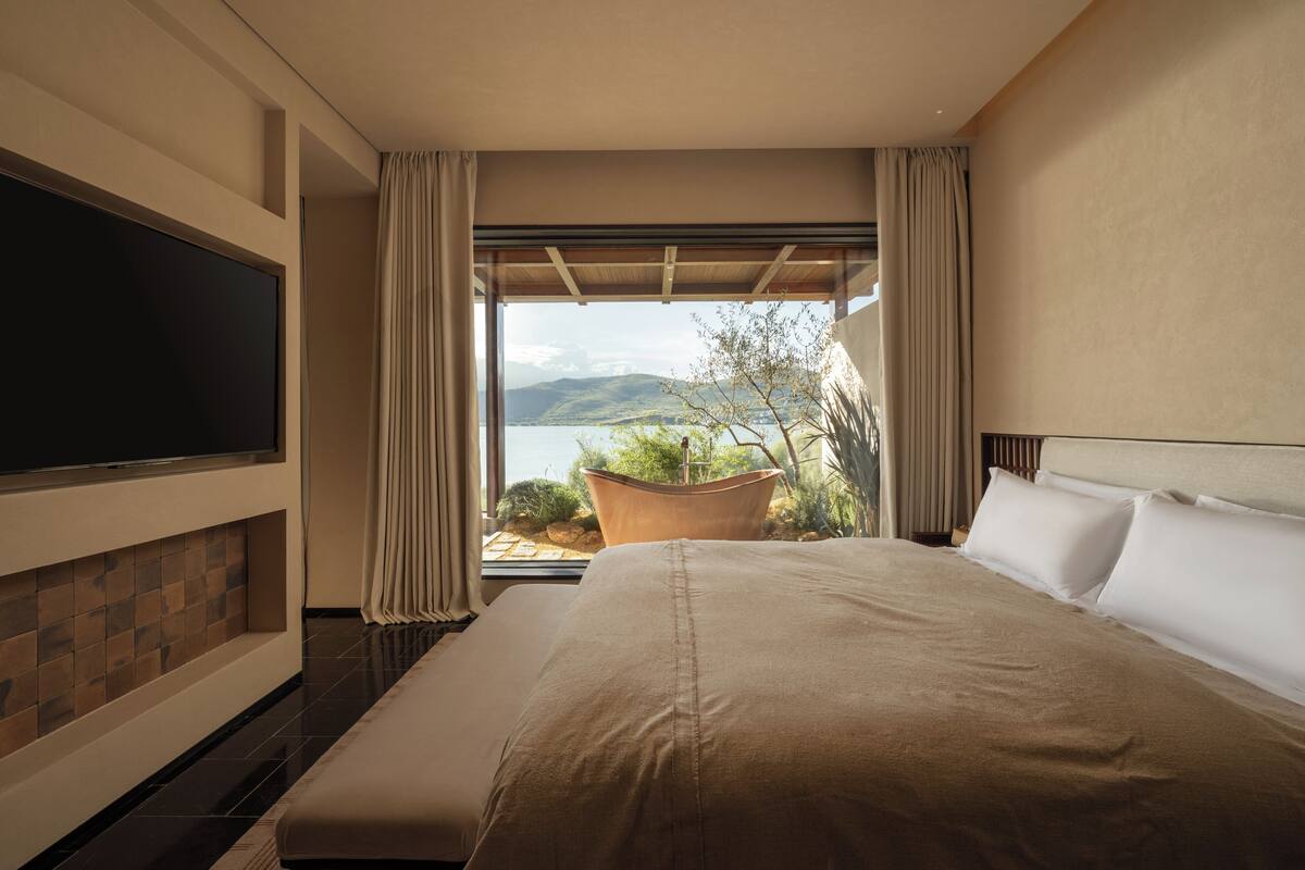 Signature Double Room, Ocean View | View from room