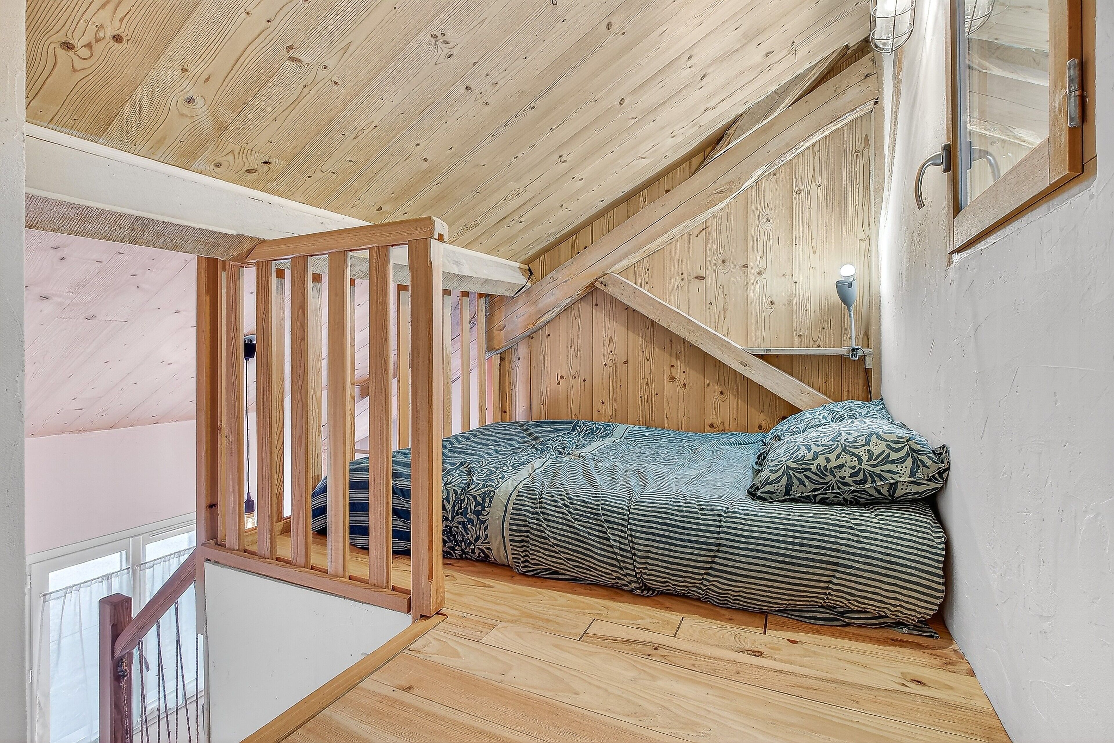 2 soveværelser, skrivebord, strygejern/strygebræt, Wi-Fi