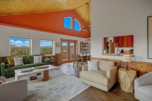 Smart TV, fireplace, offices