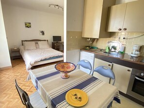 Accès au Wi-Fi (inclus)