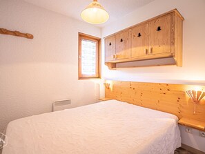 1 chambre, accès au Wi-Fi (inclus)