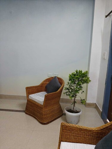 Shimray Minimalist Hostel