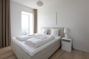 2 Schlafzimmer, Schreibtisch, WLAN, Bettwäsche