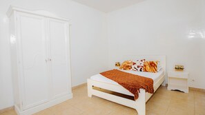 2 室のベッドルーム、WiFi、ベッドシーツ