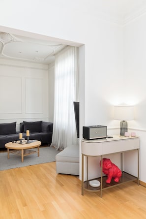 Apartment, 2 Bedrooms, Balcony | Blackout curtains, soundproofing, iron/ironing board, free WiFi