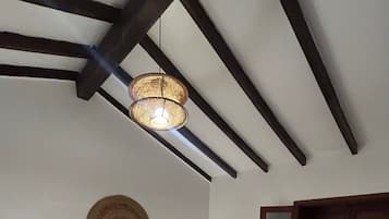 4 slaapkamers, een strijkplank/strijkijzer, wifi, beddengoed