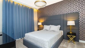 4 habitaciones, tabla de planchar con plancha, cuna de viaje y wifi 