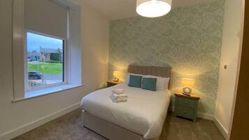 2 soverom, strykejern/-brett, wi-fi og sengetøy