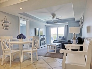 Smart TV - Summerhouse Condo at Litchfield by the Sea, Pool Plaza, Resort Beach Access (Pawleys Island)