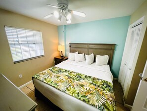 1 bedroom, internet, bed sheets