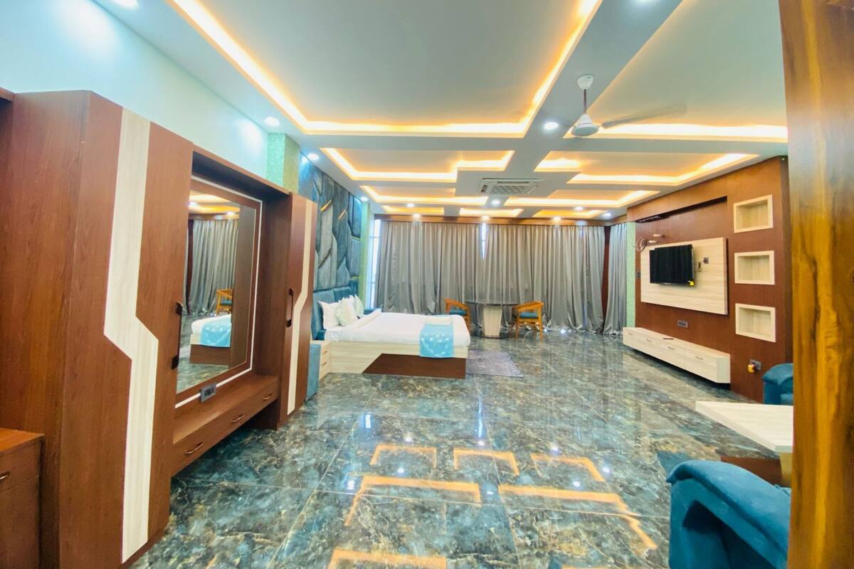 Quarto superluxo, vista para a cidade | Wi-Fi de cortesia, roupa de cama