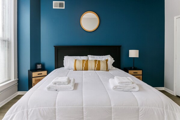 2 bedrooms, iron/ironing board, WiFi, bed sheets