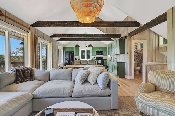 TV, fireplace - Sap House Hideaway | Walk to Bromley Mt w/ Hot Tub (Peru)