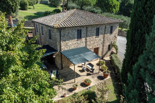 Maria Gabriella Home & Cottage