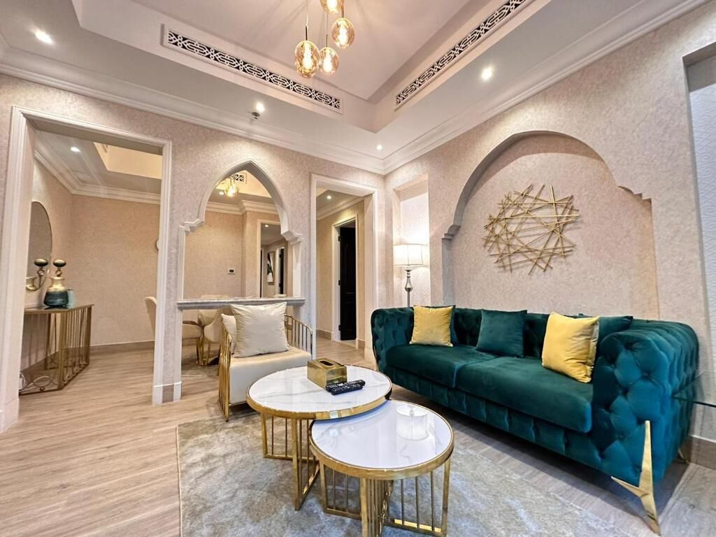 تفاصيل الفندق من الداخل