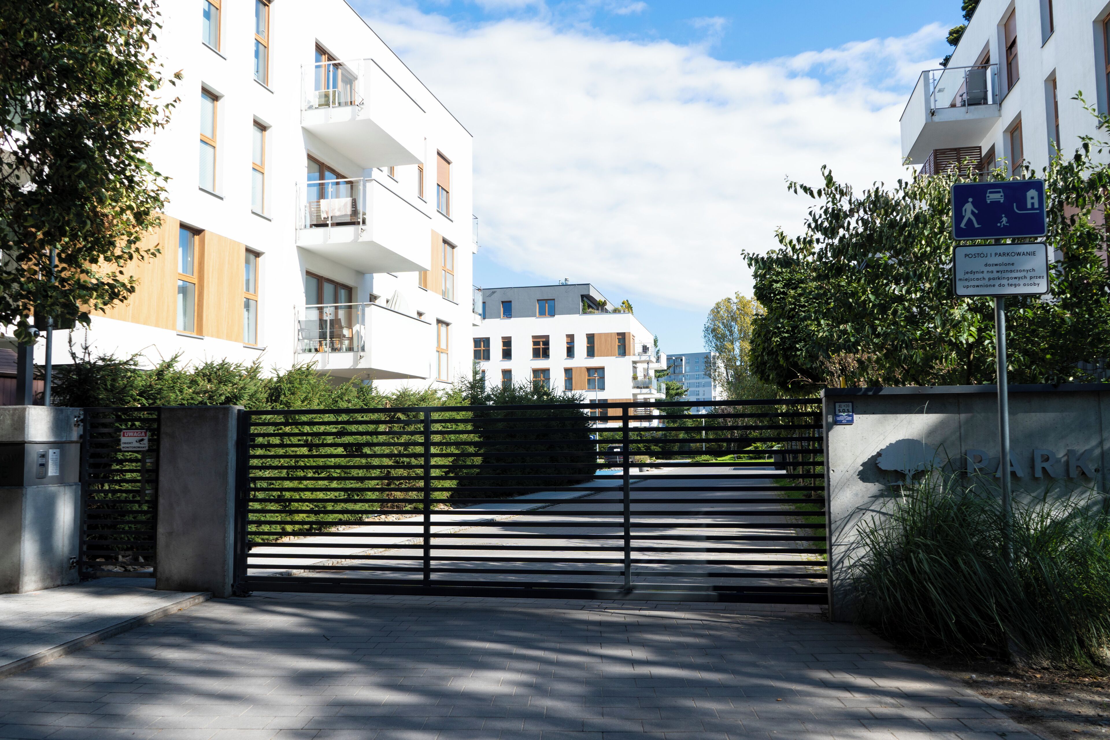 المنشأة من الخارج