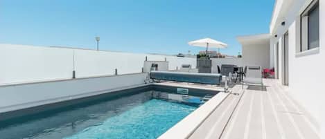 Piscine extérieure