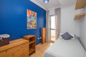 3 chambres, fer et planche Ă repasser, accĂšs au Wi-Fi (inclus)