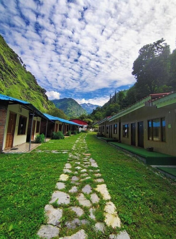 Exterior - LeafWalk Resort (Rajgarhi)