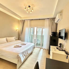 1 bedroom, internet, bed sheets
