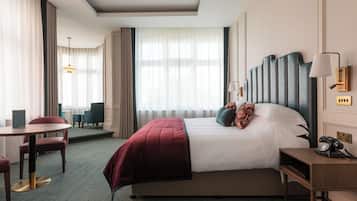 Double Room, City View | Premium bedding, pillowtop beds, in-room safe, desk