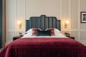 Ropa de cama de alta calidad y camas con pillow-top