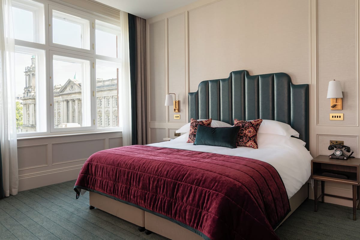 Habitación ejecutiva, 1 cama King size | Ropa de cama de alta calidad y camas con pillow-top