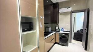 Ảnh chưa phân loại, 2 trong số 26 ảnh, nút
