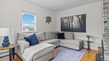 TV, fireplace, offices
