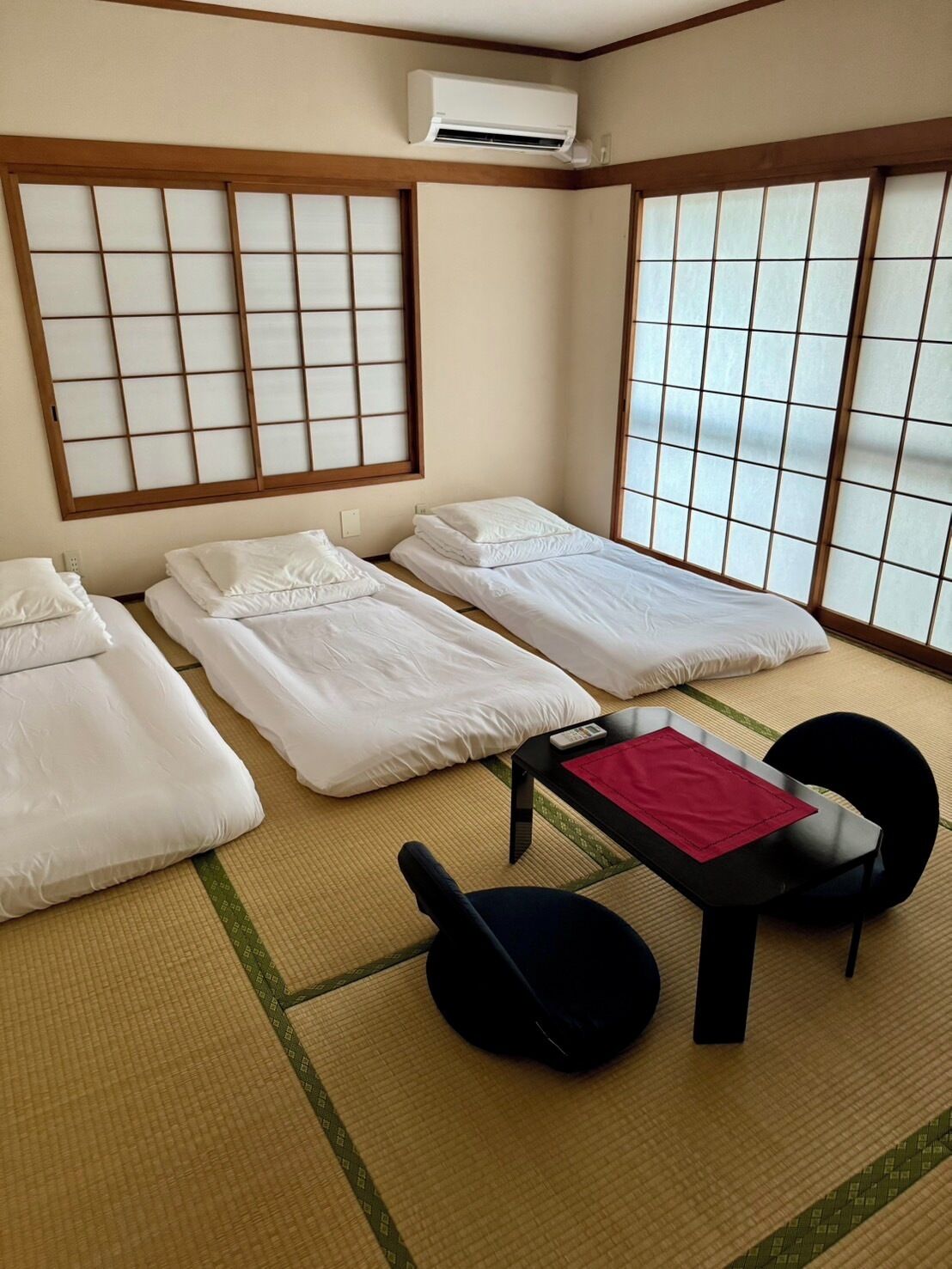 2 soverom, strykejern/-brett, wi-fi (inkludert) og sengetøy