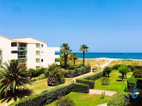 STUDIO CABINE AVEC ACCES PLAGE