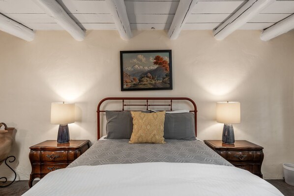 Free WiFi, bed sheets