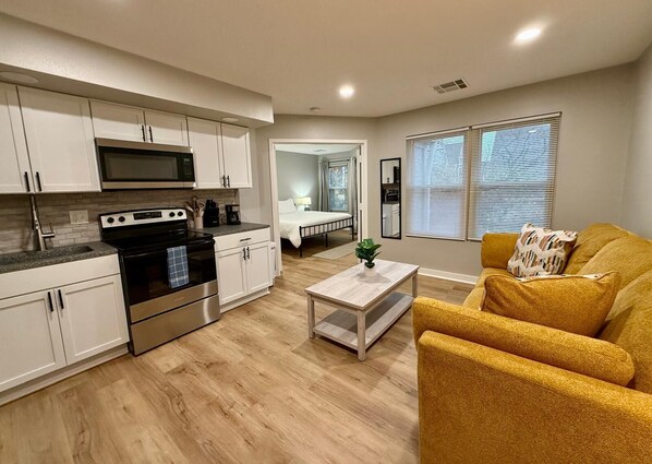 Televisio, työhuone