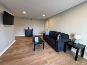 TV, offices - Aksarben Retreat, Steps to Village Fun (Omaha)