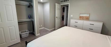 2 Schlafzimmer, Bügeleisen/Bügelbrett, WLAN, Bettwäsche