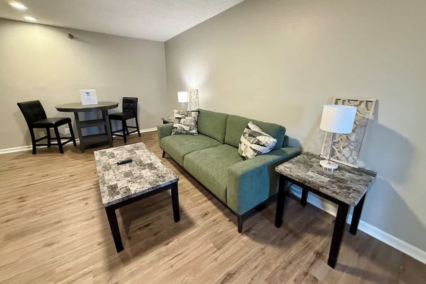 Near Aksarben & Baxter Arena, Wifi And Parking - ネブラスカ州