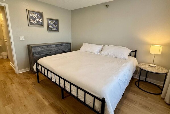 1 chambre, fer et planche à repasser, Wi-Fi, literie fournie