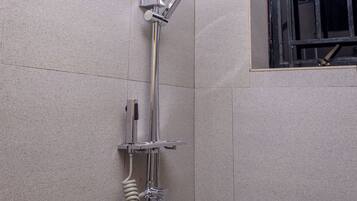Deluxe Apartment, 2 Bedrooms, Balcony, City View | Bathroom | Shower, towels, soap, toilet paper