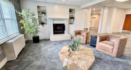 Steps to Dining, Gym, and Pickleball