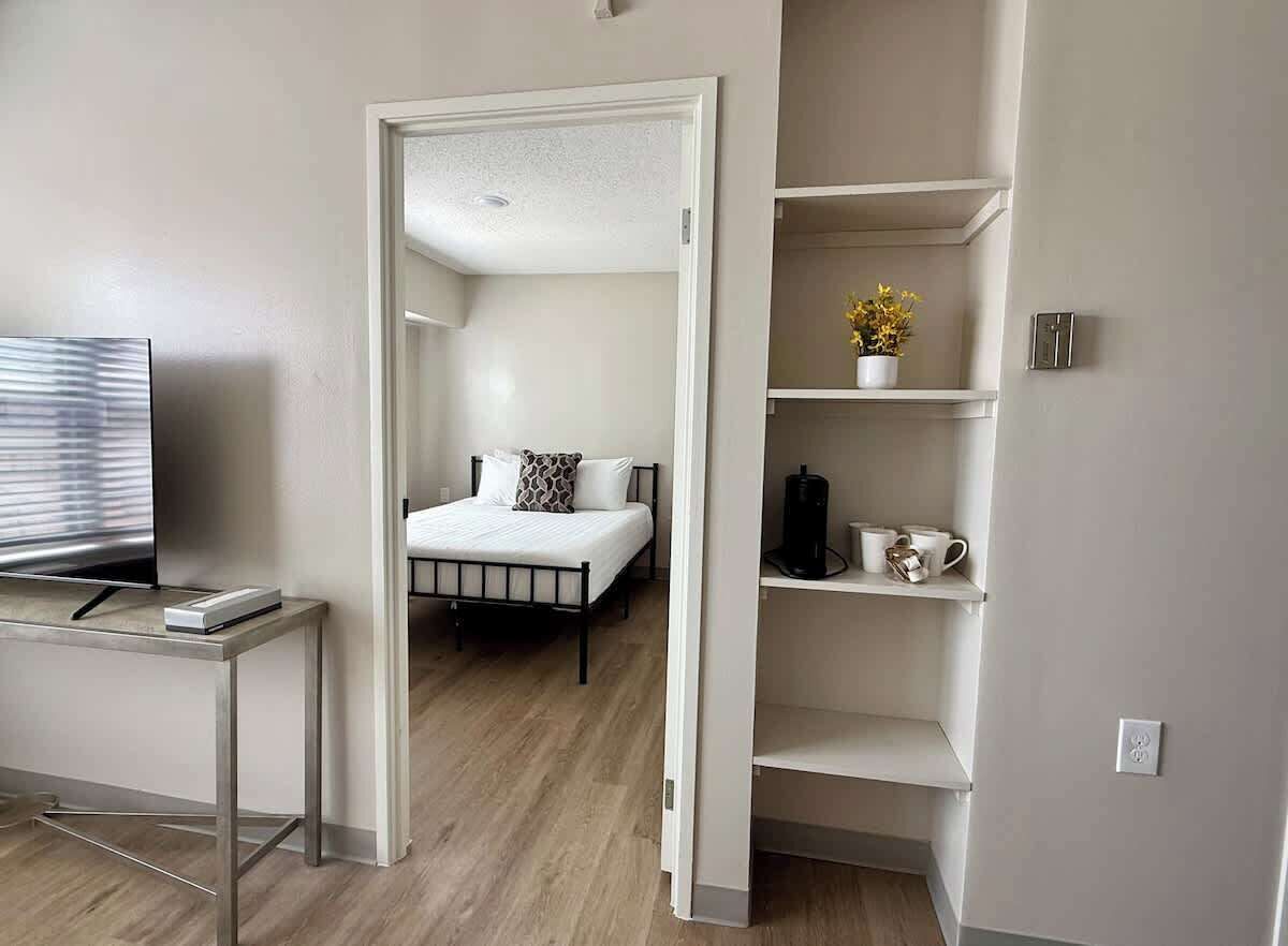 1 chambre, fer et planche à repasser, Wi-Fi, draps fournis