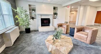 The Hanscom at Modern Heights