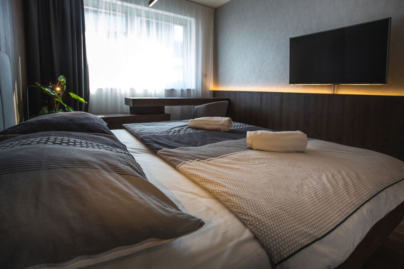 1 bedroom, desk, iron/ironing board, free WiFi